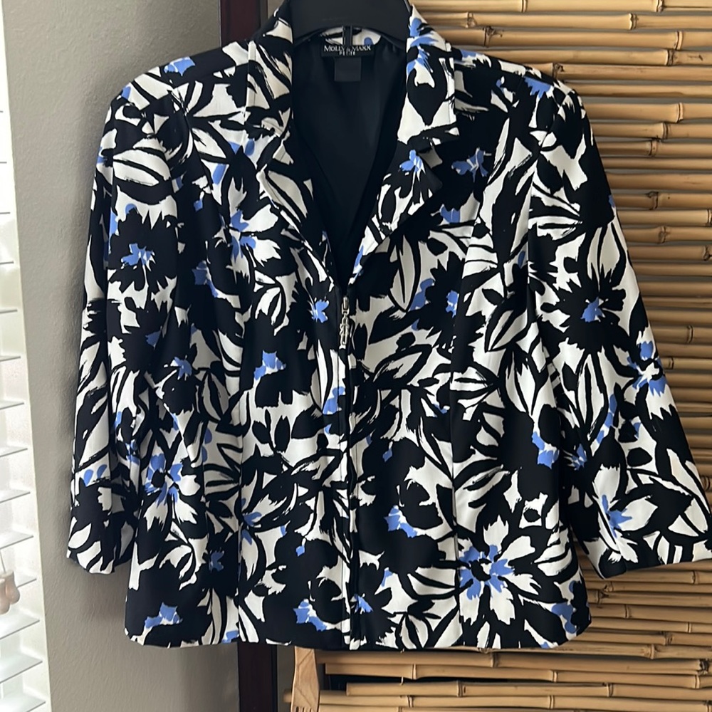 Molly & Max Blazer Sz L Petite